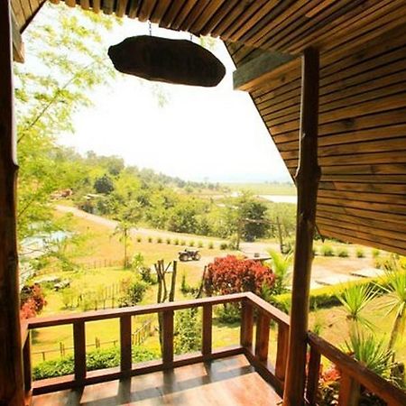 The Nature Club Resort Sangkhlaburi Extérieur photo